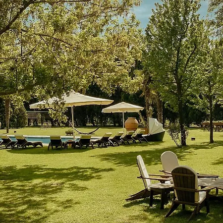 فيلة Sjemenka Houses